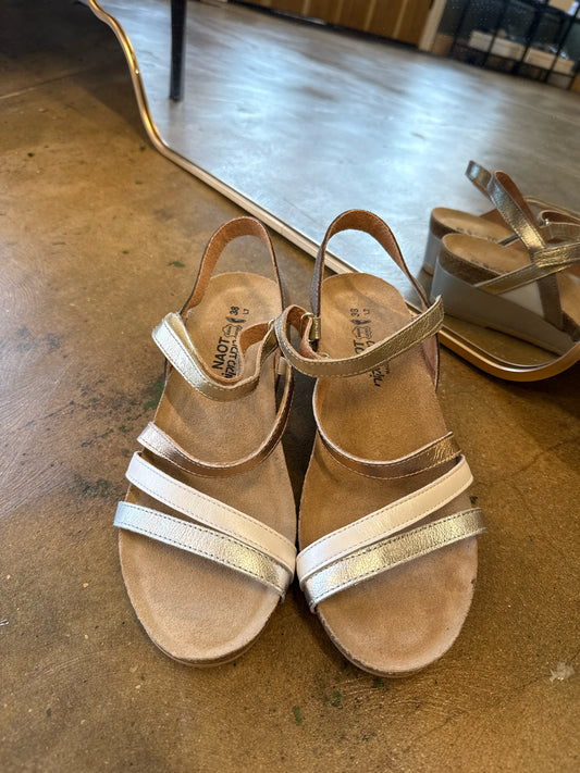 NAOT Shoe Size 38 Tan/Silver Sandals