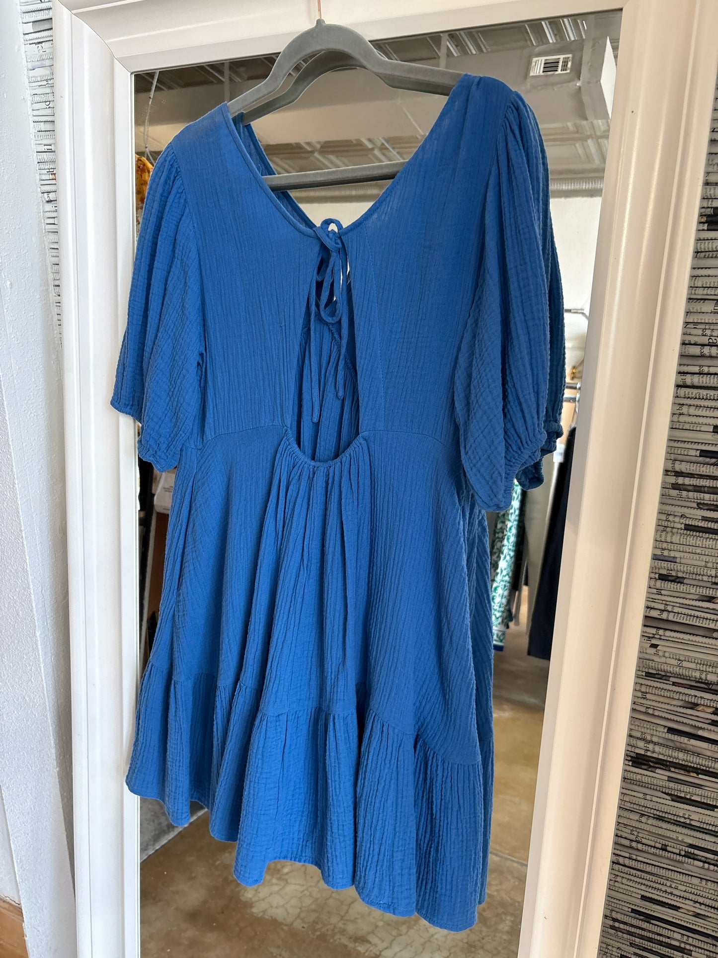 AEMI + CO Size L Blue Dress