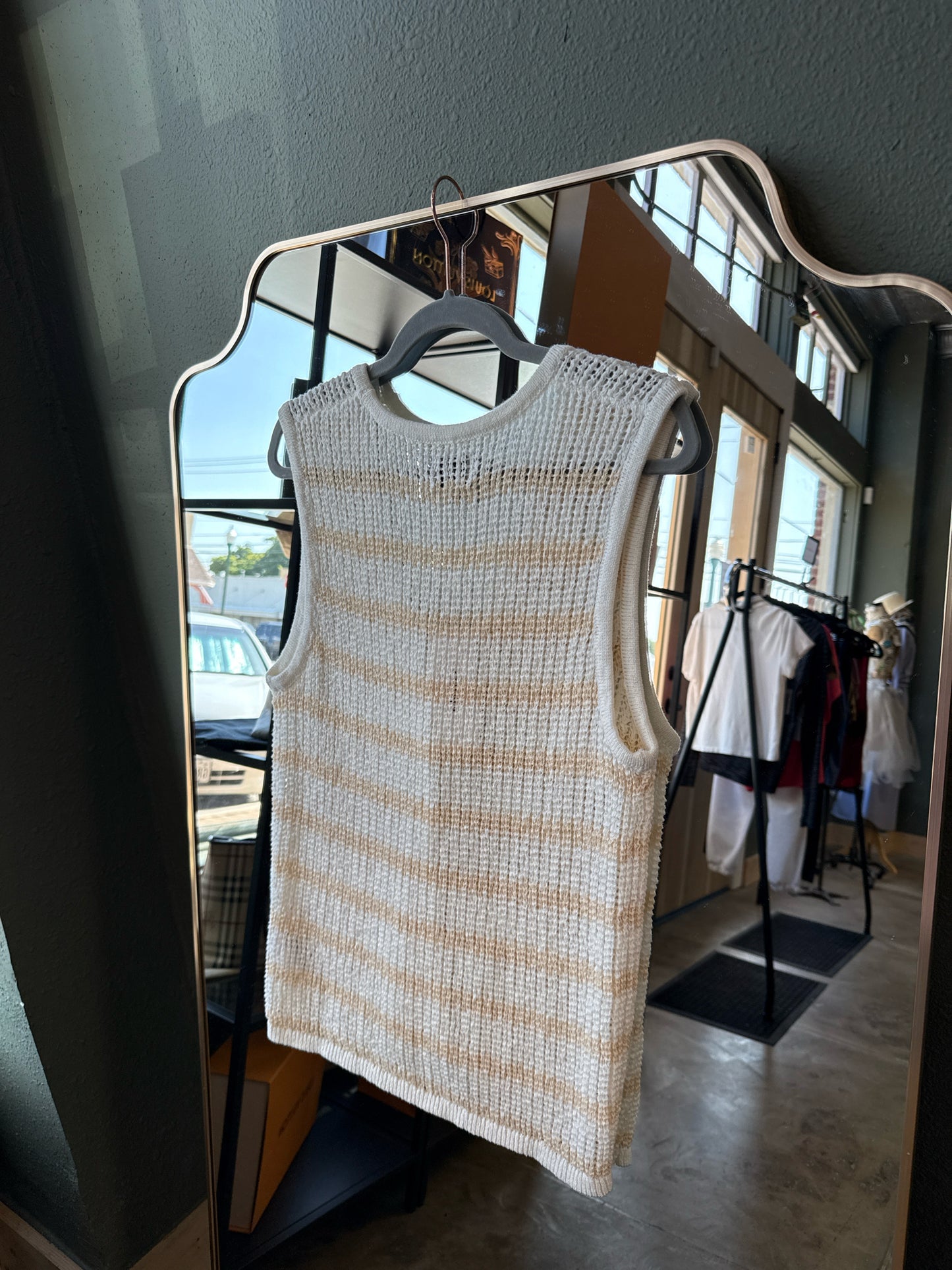Rhythm Size M Cream Top