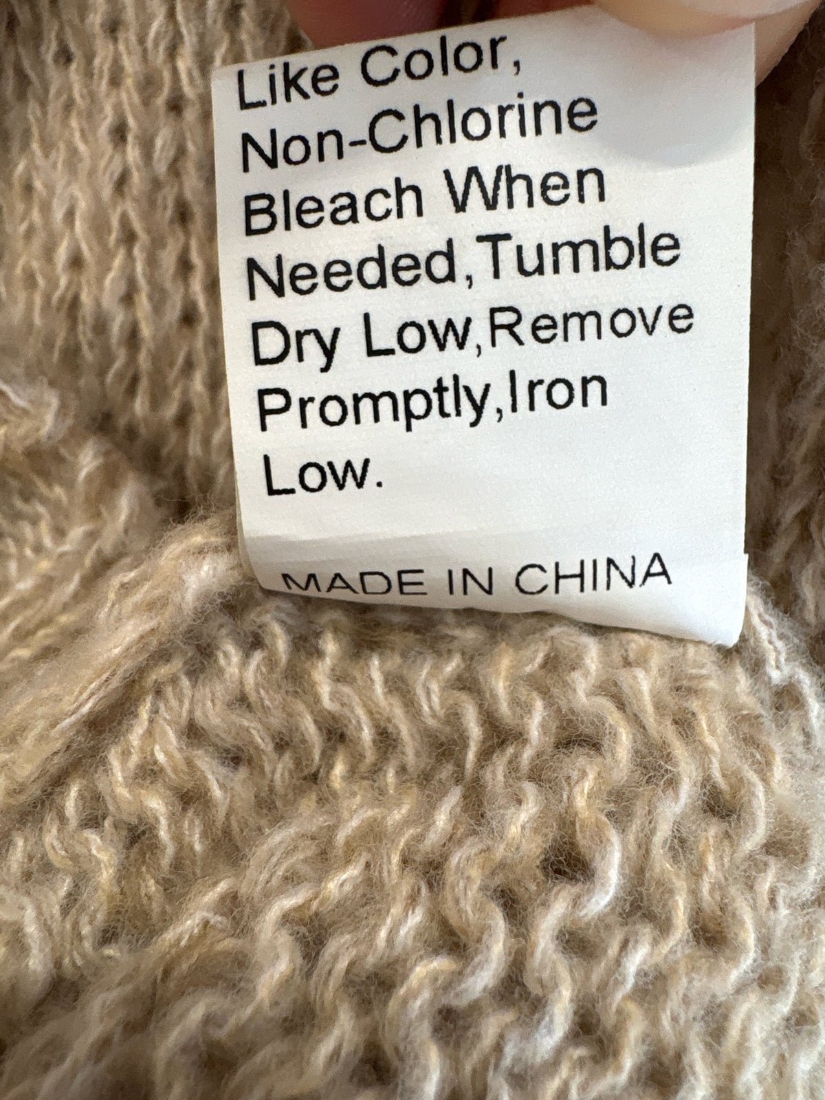 No Brand Size XL Beige Sweater