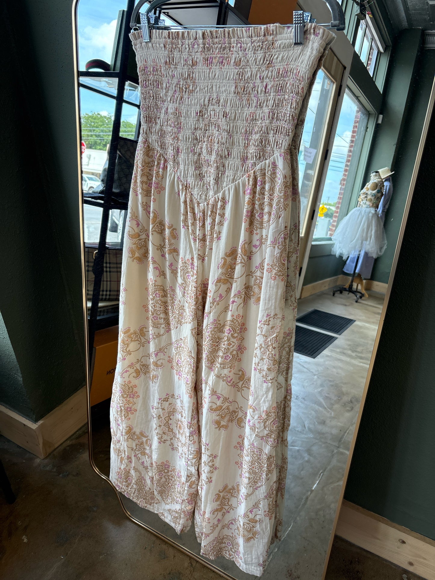 American Eagle Size M cream + multi Romper