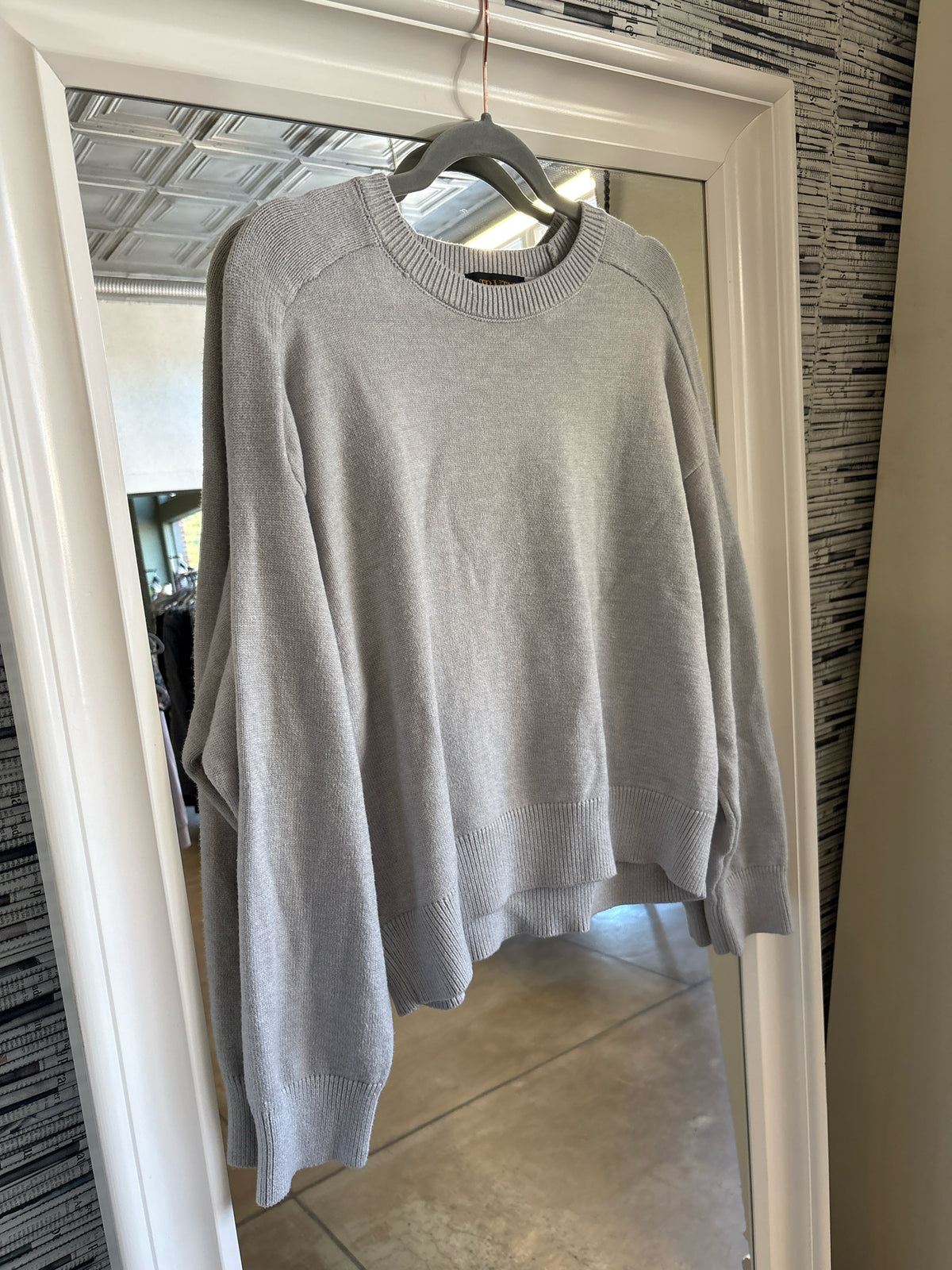 Truth Size XL Gray Sweater