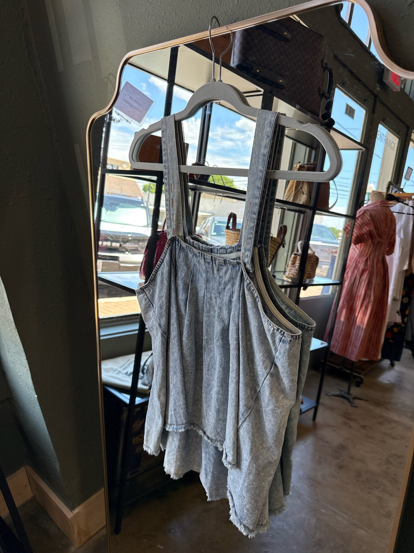 entro Size L Denim Top