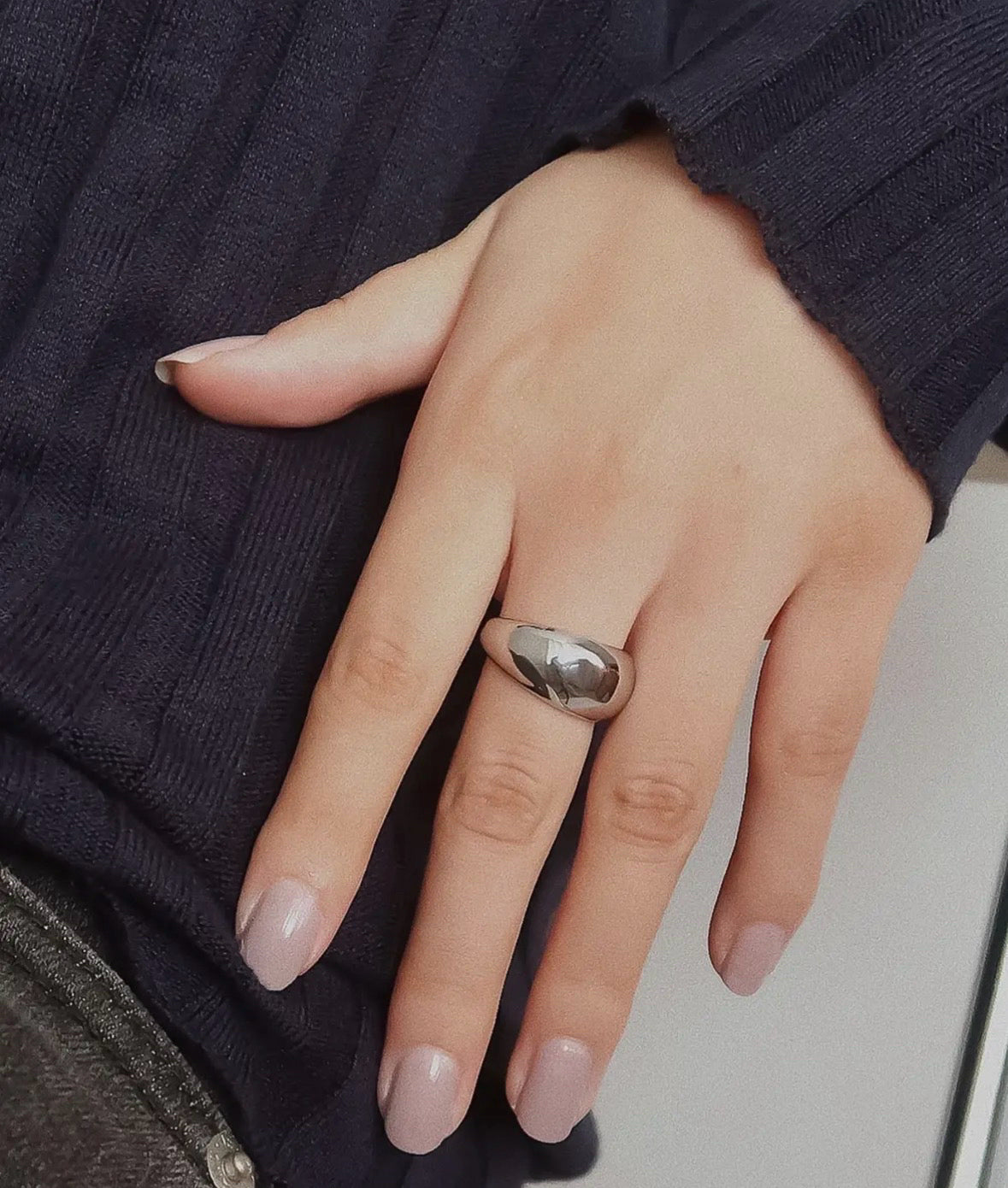 Flanerie Silver Ring