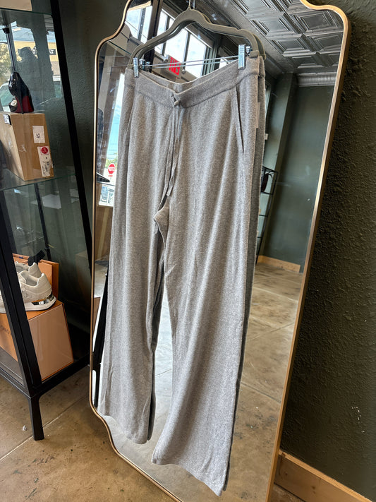 GAP Size L Gray Sweatpant