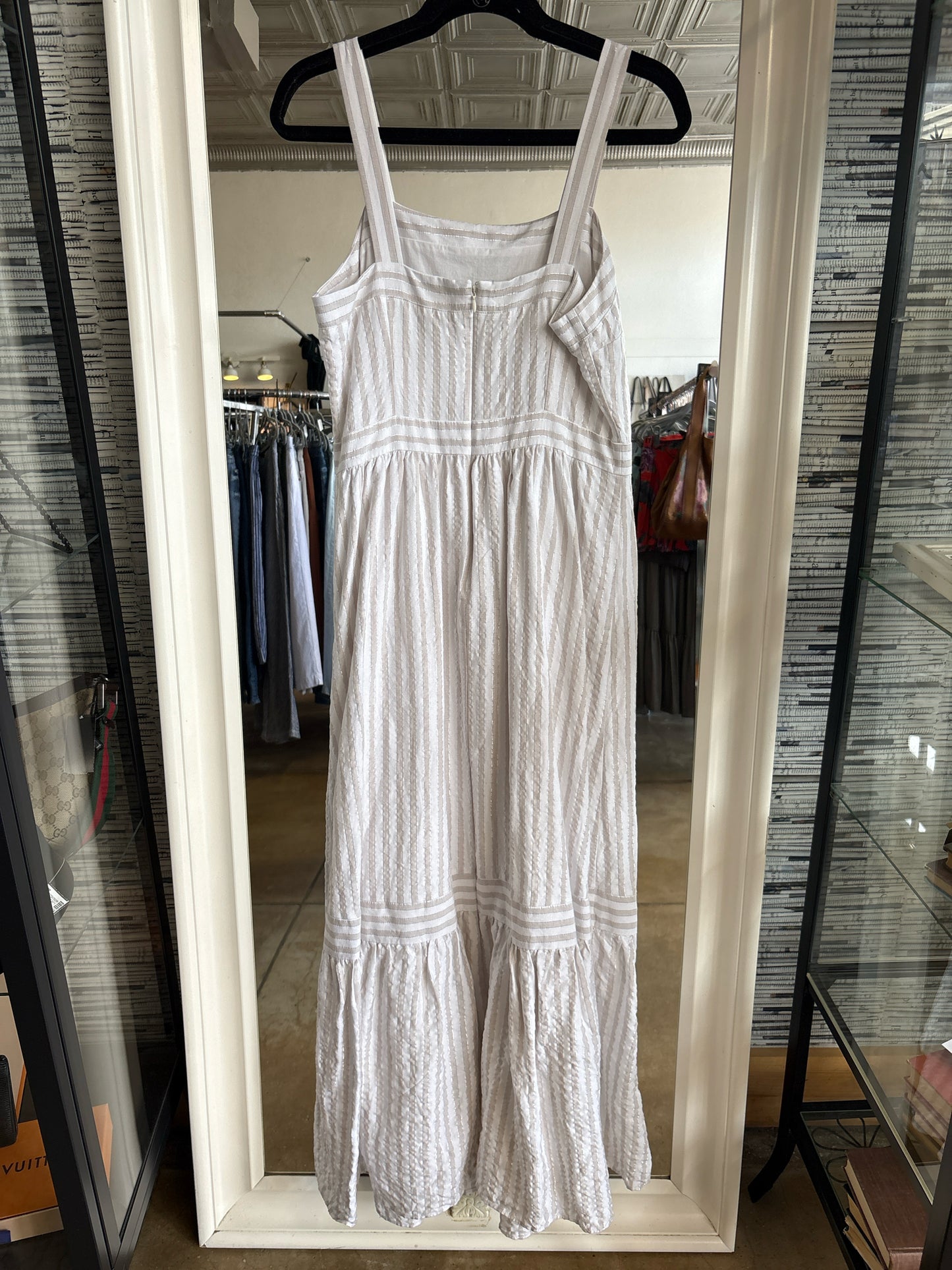 LOFT Size 6 White/Tan Stripe Dress